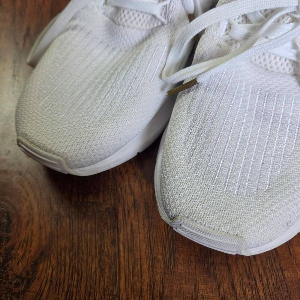 Adidas Swift Run 1.0 Cloud White Running Shoes - Picture 4 of 9